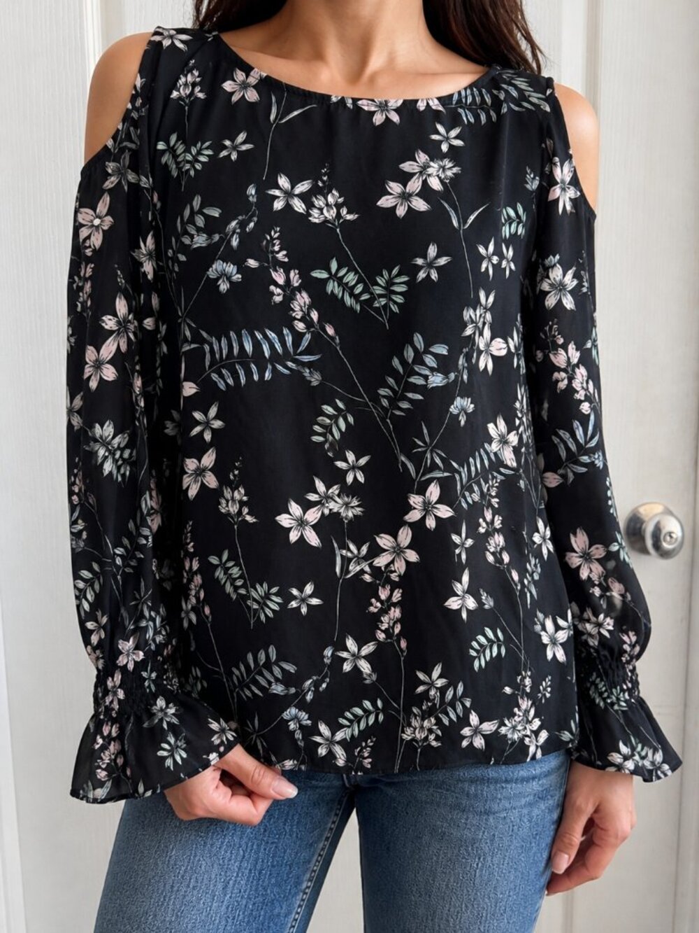 Vince Camuto Floral Cold Shoulder Blouse Top Long Sleeve Boho Chick Black L